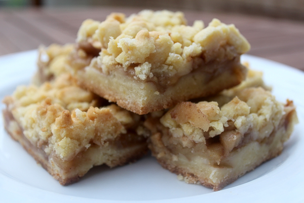 Apple Shortbread with Crumb Topping