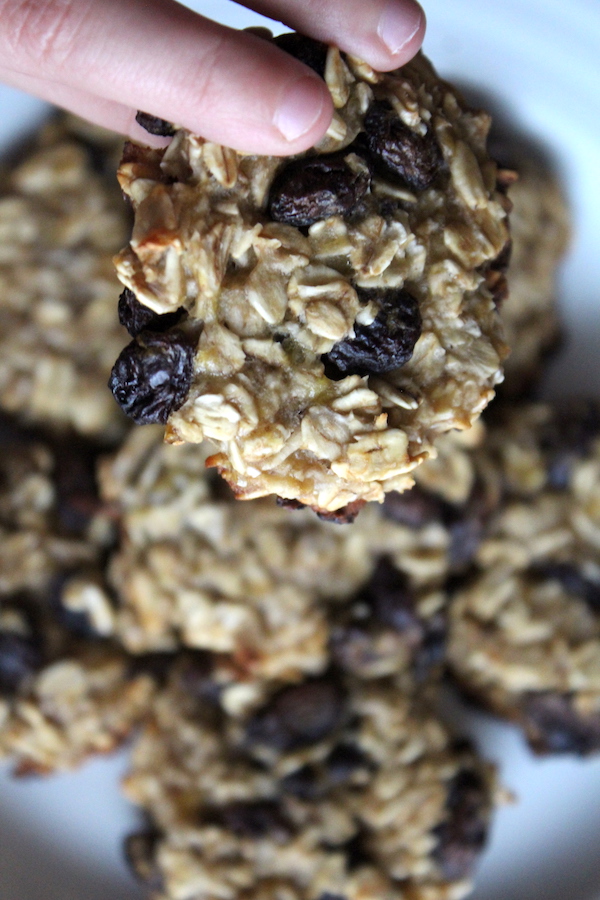 Three Ingredient Oatmeal Raisin Cookies