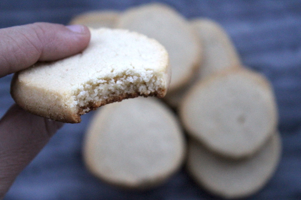 Maple Shortbread Cookies