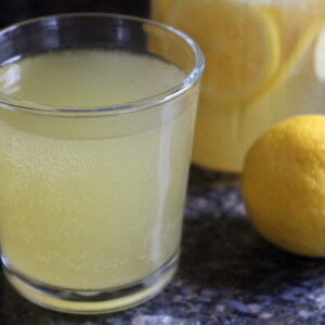 Traditional Finnish Fermented Lemon Soda (Sima) ~ Naturally fermented honey lemon soda, or quick mead