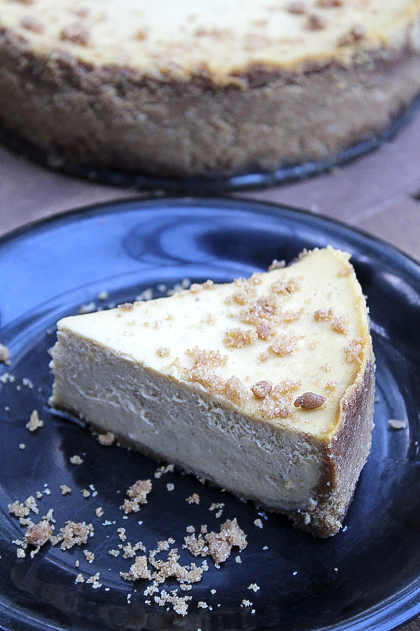 Easy Pumpkin Cheesecake ~ Just a few ingredients and you're well on the way to the perfect fall dessert.
