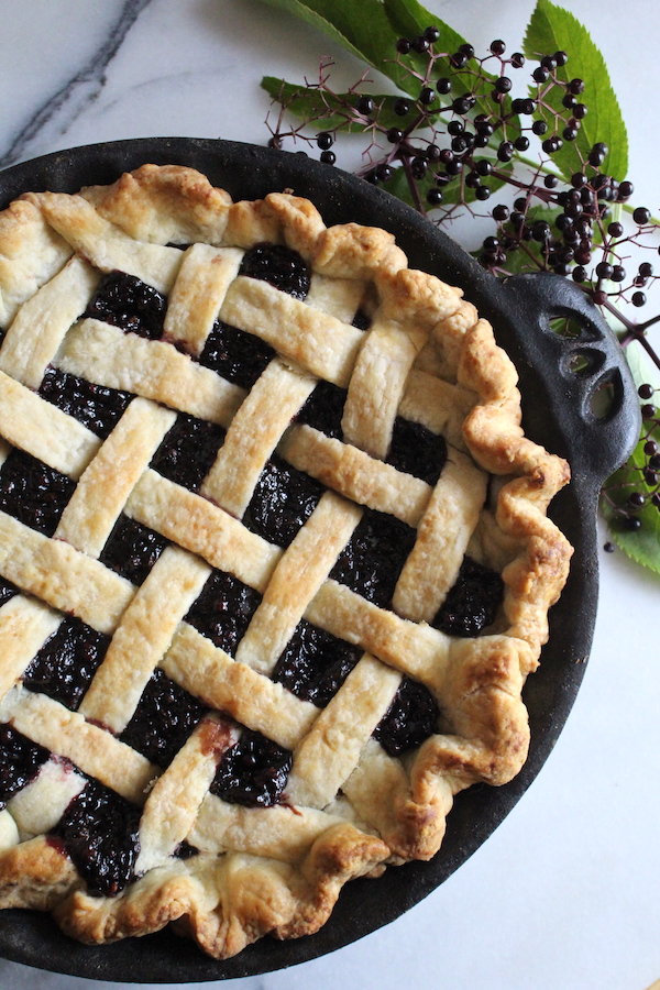 Homemade Elderberry Pie