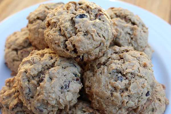 Einkorn Oatmeal Raisin Cookies Recipe