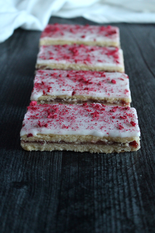 Danish Hindbærsnitter (Frosted Raspberry Bars)