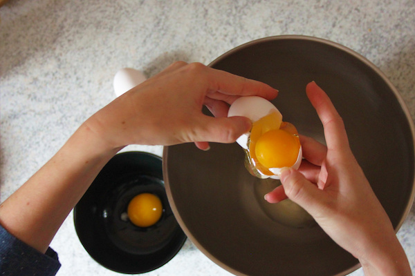 Separating Eggs for Æbleskiver