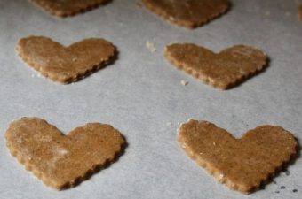 Danish Honninghjerter (Honey Heart Cookies)