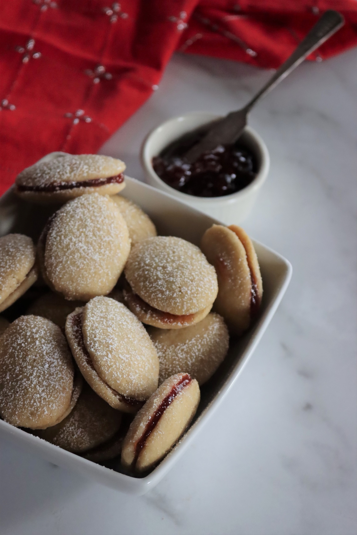 Lusikkaleivät: Finnish Spoon Cookies