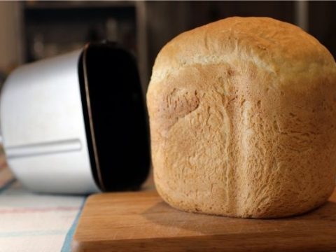 https://adamantkitchen.com/wp-content/uploads/2021/02/Bread-Machine-Bread-Recipes-480x360.jpg