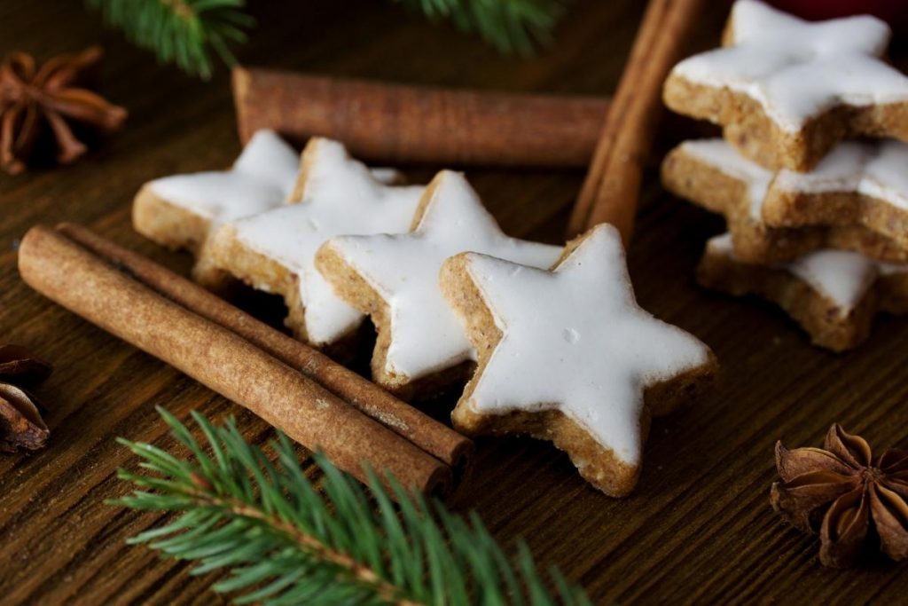 20+ German Christmas Cookies (Weihnachtskekse)