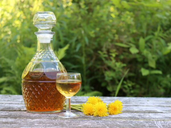 dandelion liqueur