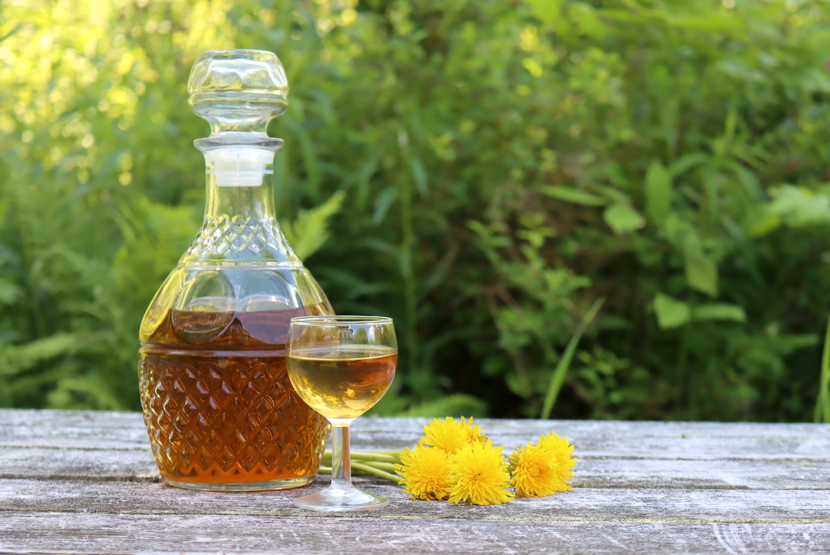 dandelion liqueur