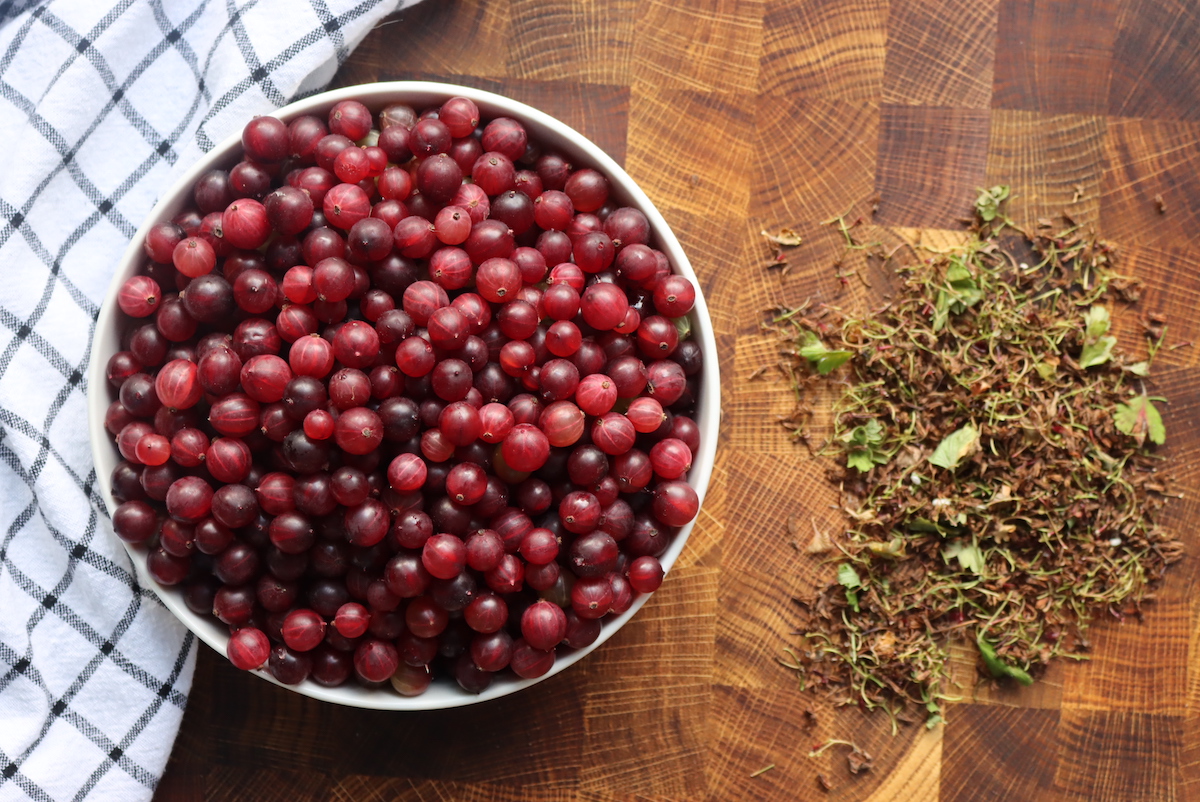 Cleaning Gooseberries