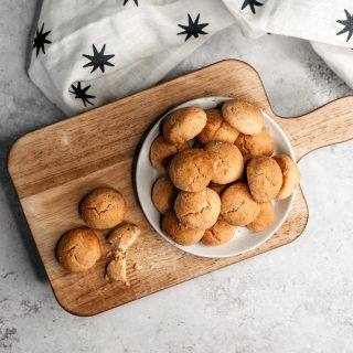 Drømmer (Norwegian Browned Butter Cookies)