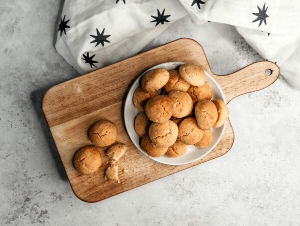 Drømmer (Norwegian Browned Butter Cookies)