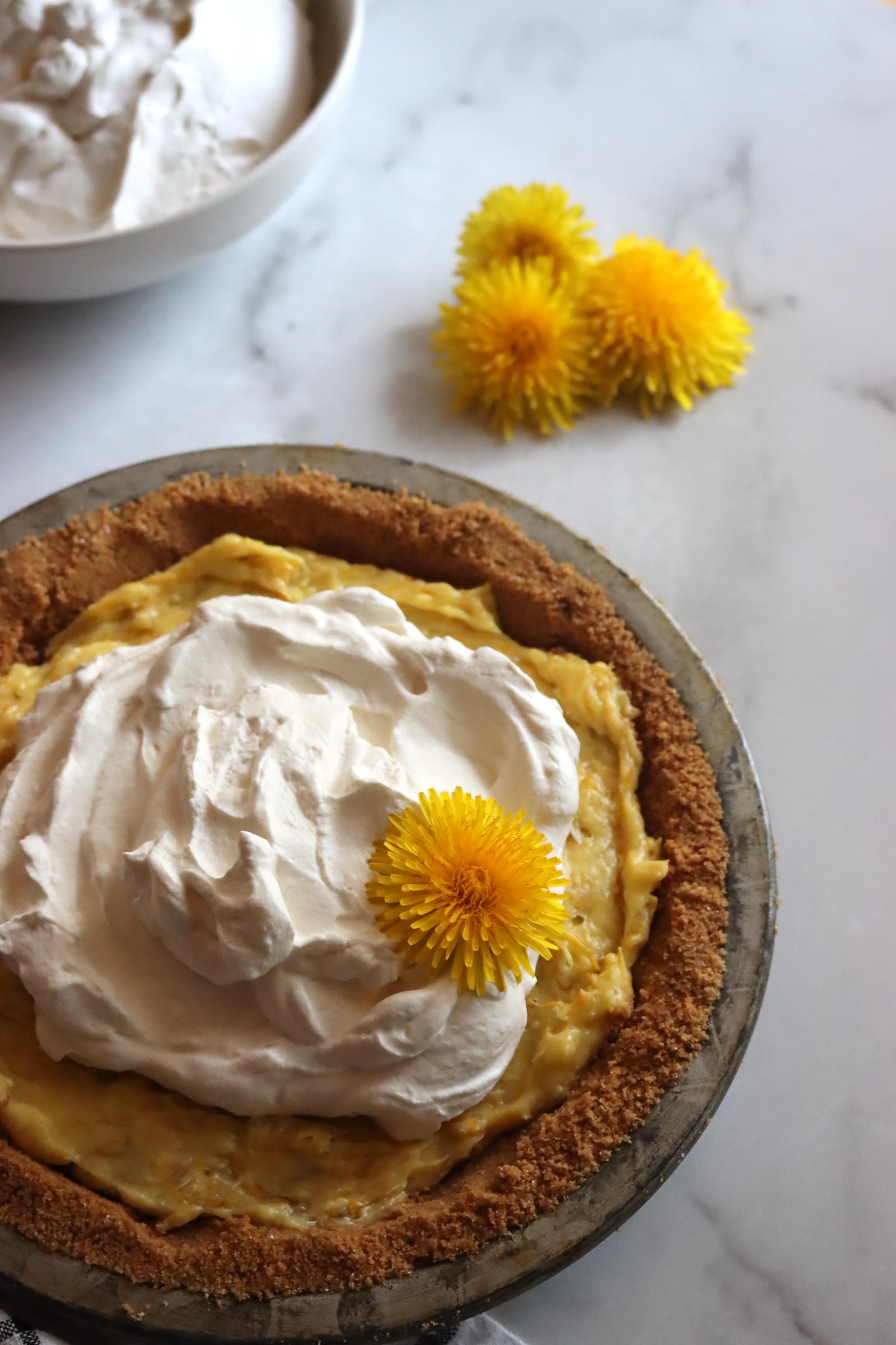 Dandelion Cream Pie