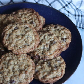 Oatmeal Chocolate Chip Cookies